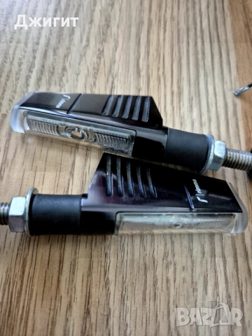 2бр Лед мигачи Rizoma Graffio за мотоциклет , снимка 4 - Части - 53094000