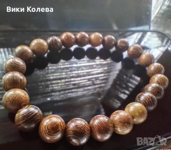 Натурална дървена гривна – баланс, духовност и енергия, снимка 2 - Гривни - 50934728