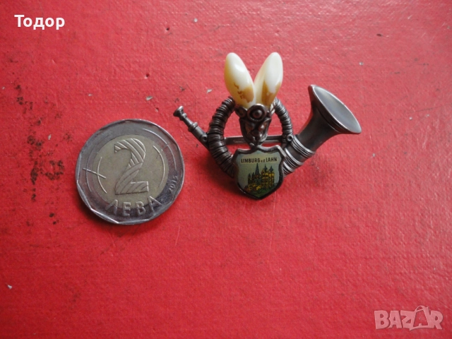 Ловен знак значка брошка 6