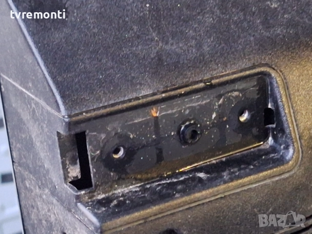 оригинална стойка крачета телевизор TELEFUNKEN Модел 32HB5500, снимка 2 - Стойки, 3D очила, аксесоари - 52469115