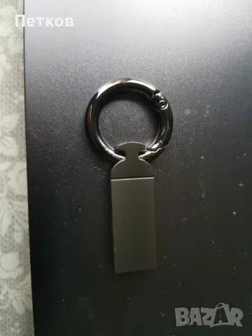 USB  памет 4 GB