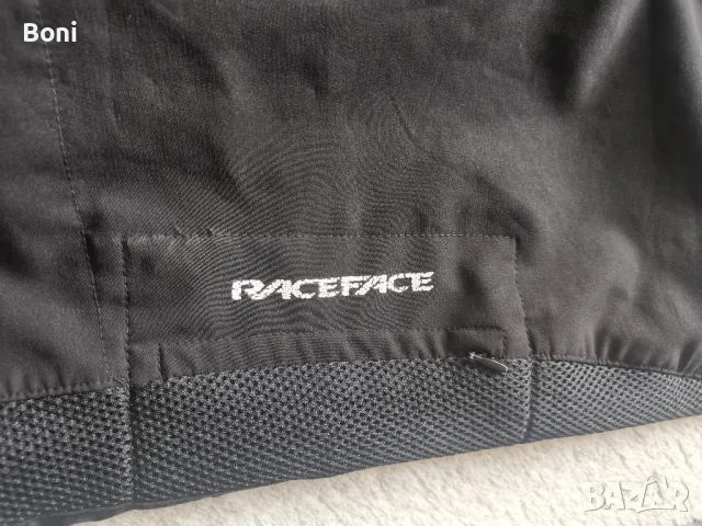 Race Face Къс панталон L/Xl, снимка 3 - Къси панталони - 49748600