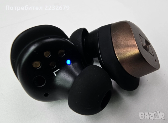Sennheiser Momentum 4, снимка 2 - Слушалки и портативни колонки - 52771492