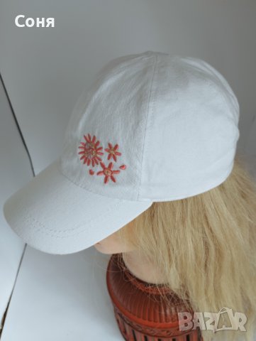 детска шапка лятна с козирка , бяла с цвете и мъниста -3-4-5 години и, снимка 4 - Шапки - 40133156