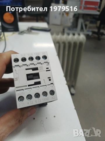 Продавам контактори 24V  и 220V