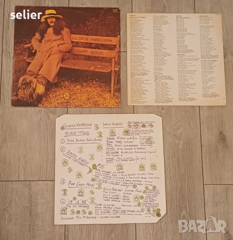 George Harrison ‎– Dark Horse Издание 🇬🇧 UK 1974г -Първа преса  Плочата е GATEFOLD + INSERT  Стил:, снимка 2 - Грамофонни плочи - 52700823
