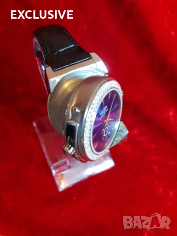 Луксозен часовник с 2 лица и камъни сваровски - Лимитирана серия!, снимка 7 - Дамски - 48448314