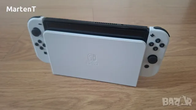 Nintendo Switch OLED 64 GB - бял, модчип, екстри, снимка 3 - Nintendo конзоли - 56072227