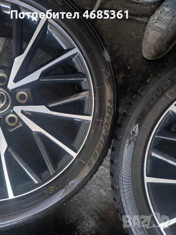 Зимни гуми 225 50 18, снимка 2 - Гуми и джанти - 55746052