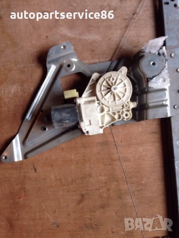 Мотор за стъклоповдигач дясна врата за Mercedes Sprinter W906 (2006-2012) A9067200146, снимка 3 - Части - 53972705
