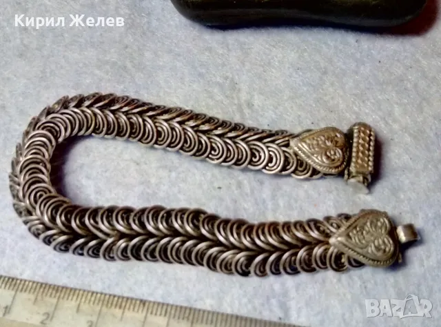 ВЪЗРОЖДЕНСКА СРЕБЪРНА ГРИВНА УНИКАТ - Миниатюра На СРЕБЪРНИ ПАФТИ с КОЛАН ВИСОКА ПРОБА СРЕБРО 48794, снимка 5 - Антикварни и старинни предмети - 48485697