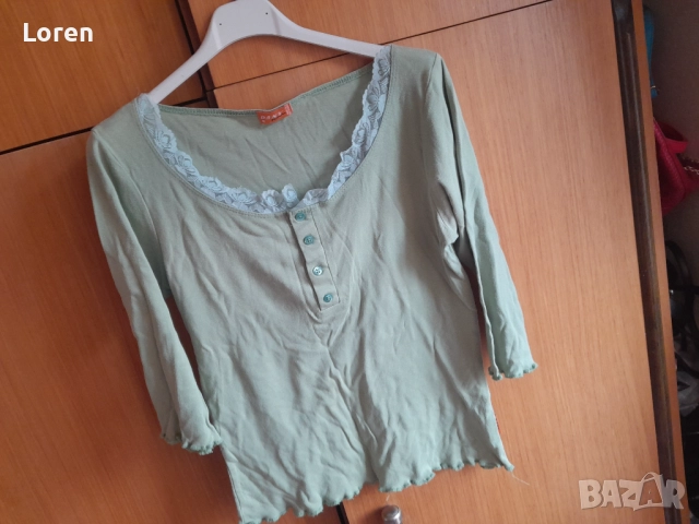 Зелена блузка с дантела три четвърт ръкав, снимка 3 - Блузи с дълъг ръкав и пуловери - 52585337