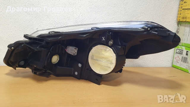 НОВ! Оригинален десен фар за Toyota Yaris III Hybrid / Тойота Ярис хибрид (2012-2015), снимка 17 - Части - 50713461