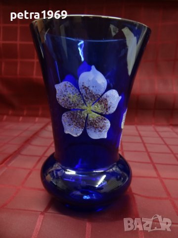 Ваза от синьо стъкло, снимка 3 - Вази - 42187513