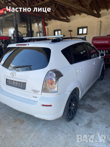 Toyota Corolla Verso, снимка 4 - Автомобили и джипове - 44809940