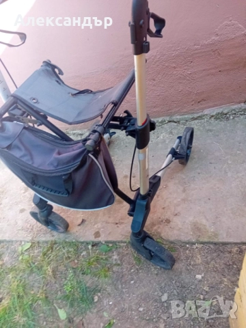 Прогодилка / ролатор/за възрастни 