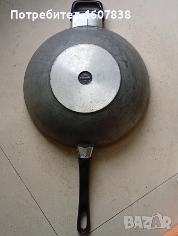 Тиган титаниев дълбок 29-8.5 см, снимка 2 - Съдове за готвене - 51917882