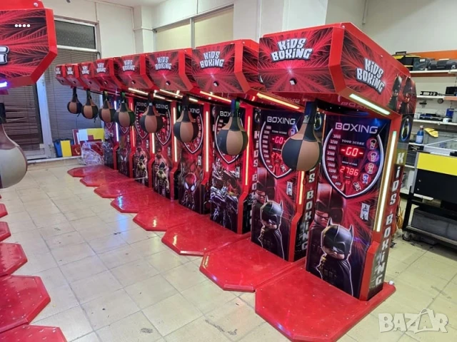 чисто нова боксова круша 