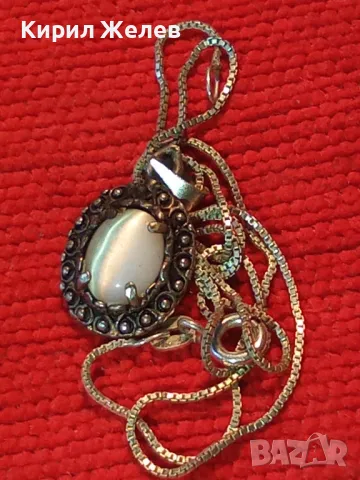 РЕТРО АРТ СРЕБЪРЕН ПЕНДАНТ с ПОЛИРАН ЛУНЕН КАМЪК и ФИНА СРЕБЪРНА ВЕРИЖКА СРЕБРО 925 ПРОБА 27067, снимка 2 - Колиета, медальони, синджири - 50059801