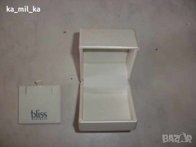 Кутия за бижутерия - Blis, снимка 4 - Бижутерийни комплекти - 36976201