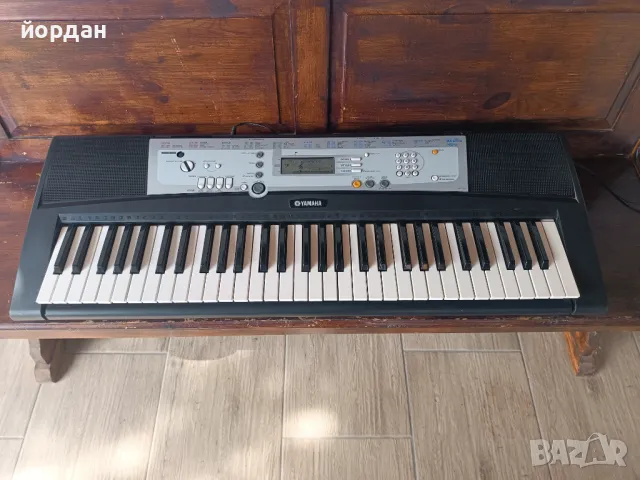 Синтезатор Yamaha YPT 200, снимка 1