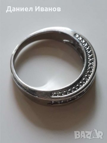 Златен ПРЪСТЕН 18 к БЯЛО ЗЛАТО С КАМЪНИ Сваровски , снимка 3 - Пръстени - 6871791