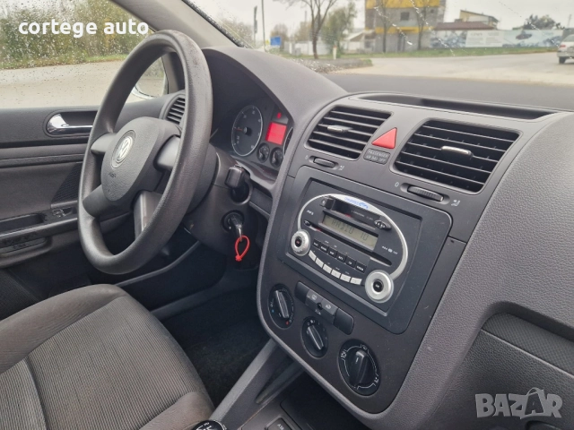 VW GOLF 1.9 TDI, снимка 9 - Автомобили и джипове - 52376200