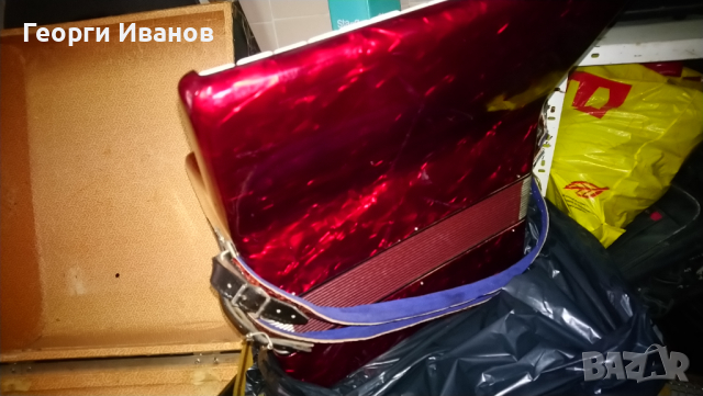 Продавам Акордеон Велтмайстер 32 баса с куфар, снимка 5 - Акордеони - 36453261