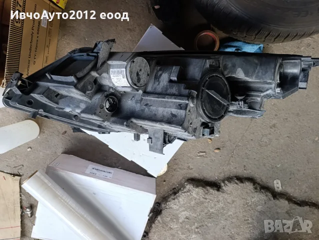 фар десен оригинален Opel Zafira C 11-16, снимка 2 - Части - 56180726