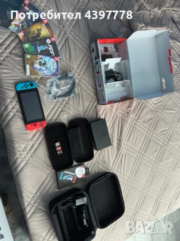Nintendo Switch (пълен комплект) + игри, калъфи и аксесоари – Перфектно състояние!