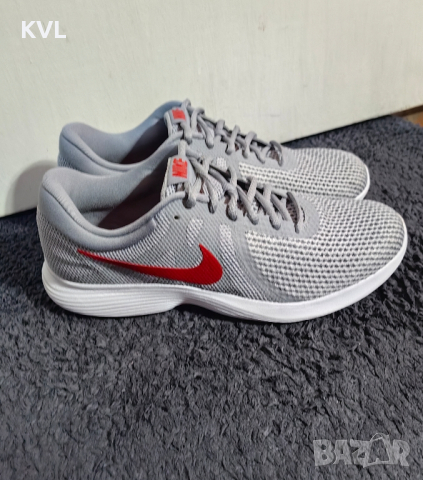 Nike маратонки, 42.5, снимка 1 - Маратонки - 44695772