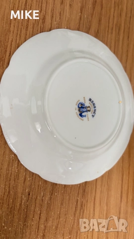 Чаени и десертни чинийки REGENCY , снимка 5 - Чинии - 53964300