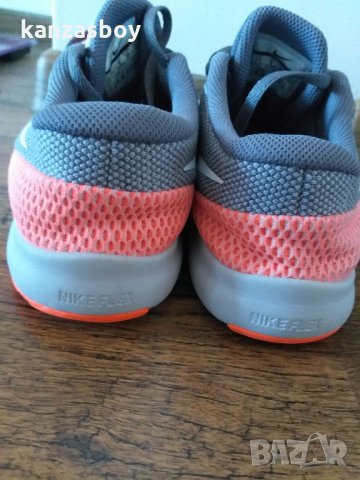 Nike Flex Experience Run 7 - страхотни дамски маратонки КАТО НОВИ, снимка 6 - Маратонки - 31791381
