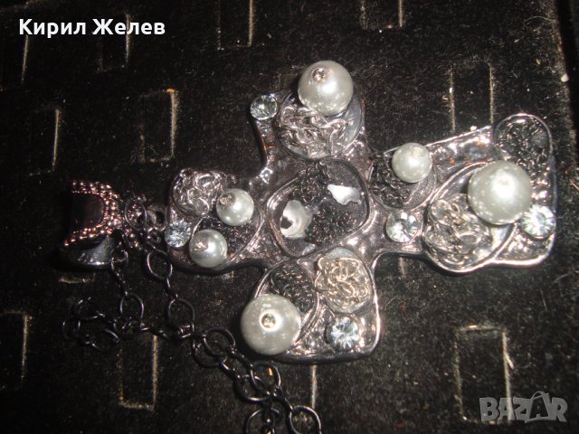 ГОЛЯМ МОДЕН АРТ КРЪСТ с ЕТИКЕТ 24300, снимка 9 - Колиета, медальони, синджири - 33876195