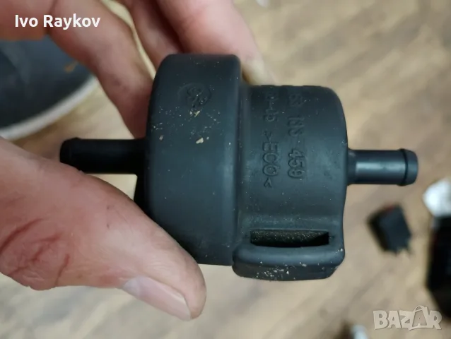 Вакуум клапан за Audi A4 1.8 T, VW Golf V 1.4 TSI, 1J0906627, 058133459, снимка 4 - Части - 55769966