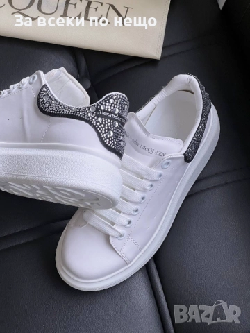 Alexander McQueen Дамски Бели Маратонки С Кристали👟Дамски Спортни Обувки В Бял Цвят Код P1367, снимка 3 - Маратонки - 52020786