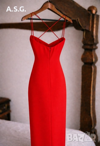Елегантна червена рокля, снимка 2 - Рокли - 54177830