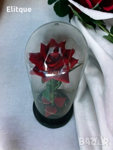 Красива осветена роза в стъкленица с красива подаръчна кутия, снимка 7 - Подаръци за жени - 52778638