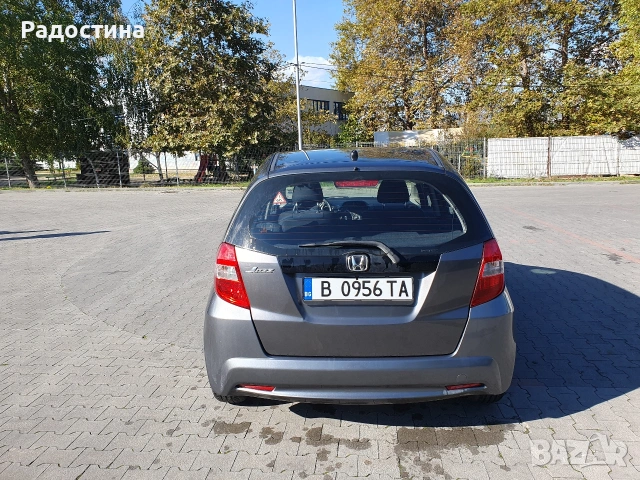 Honda jazz 1.4i-VTEC Газ/Бензин , снимка 5 - Автомобили и джипове - 53129770