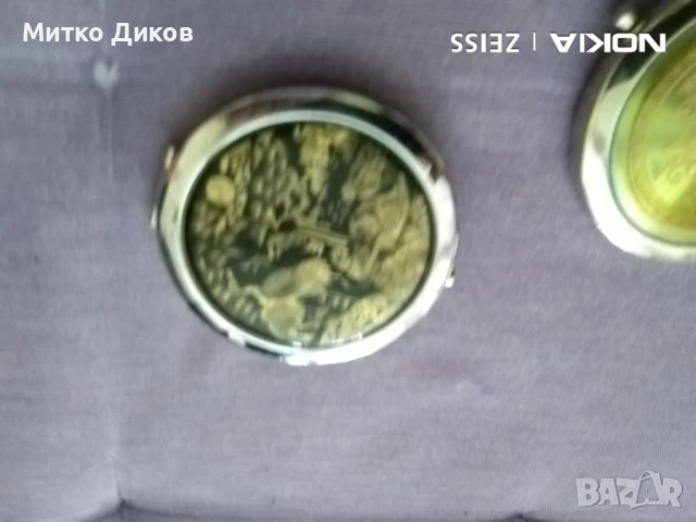 Огледала от соца нови 2 броя сгъваеми джобни козметични, снимка 2 - Други - 51357824