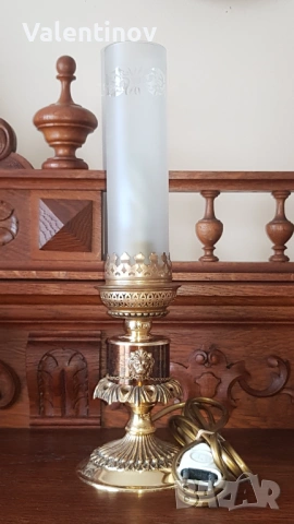 Старинна настолна лампа 