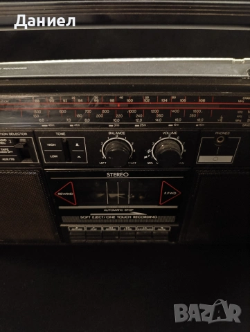 Касетофон Nordmende , снимка 3 - Радиокасетофони, транзистори - 53880235