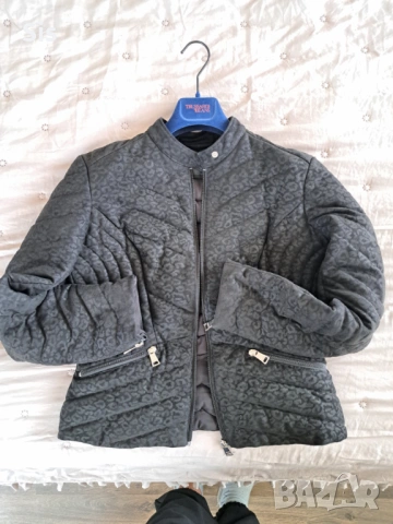 Дамско черно яке- Guess, снимка 5 - Якета - 53925198