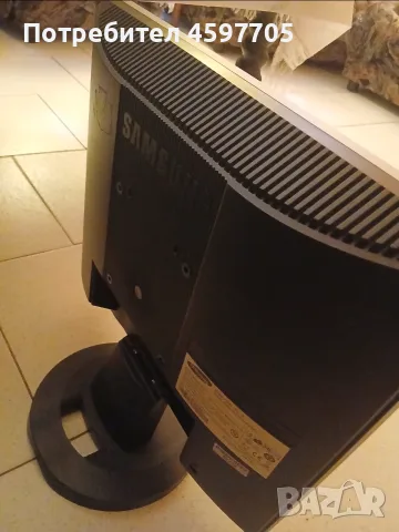 Монитор Samsung syncmaster 720N, снимка 2 - Монитори - 56156258