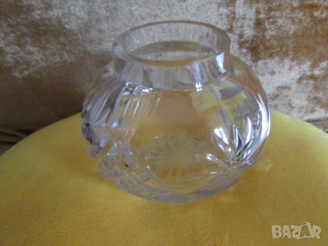 Кристална купа,Ваза, ръчно гравирана., снимка 1