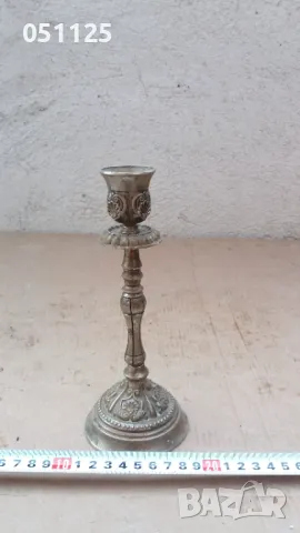 масивен дебело посребрен свещник , снимка 2 - Антикварни и старинни предмети - 49674688