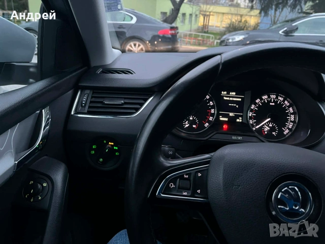 Skoda Octavia 1.6 TDI 4x4 Май 2016, Комби, внос Франция, В добро, снимка 8 - Автомобили и джипове - 54315949