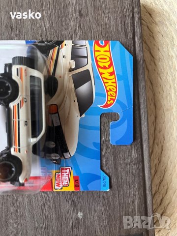 Hotwheels Land Cruiser 80, снимка 4 - Колекции - 42524349