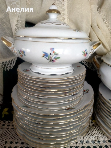 За 12 човека пълен сервиз , снимка 2 - Сервизи - 54289646