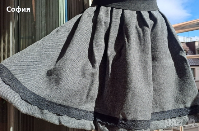 Сива,вълнена пола р-р С/М/Л